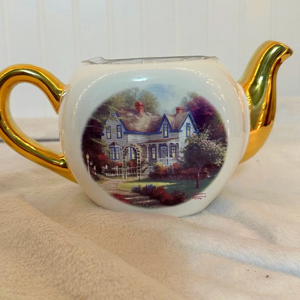 Thomas Kinkade Teapot White New Home Is Where The Heart Is Gold Trim Cottage MCM
